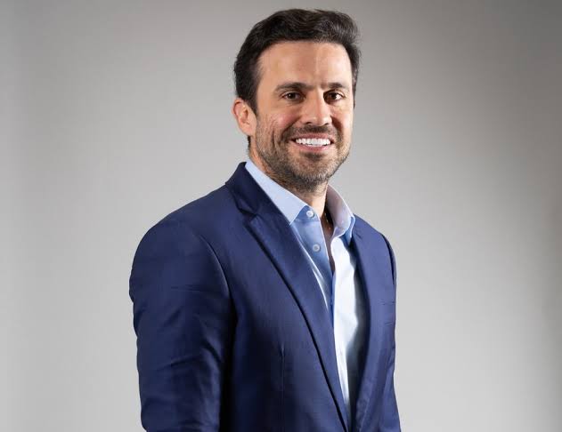 Pablo Marçal anuncia que será candidato a presidente do Brasil na eleição do ano que vem, pelo PRTB futuro partido Brasileiro.